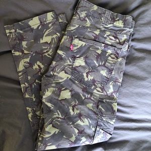 Levi’s Camo Cargo Pant
